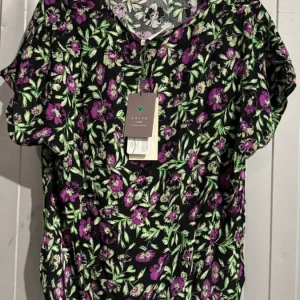 KAisolde Amber T-shirt