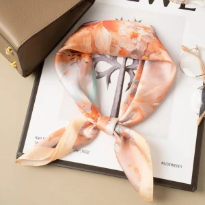 Sjal med Blommönster