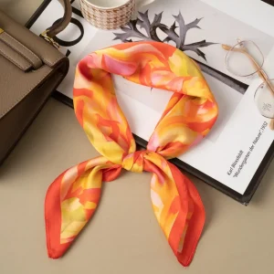 Sjal med Konstnärligt Tryck