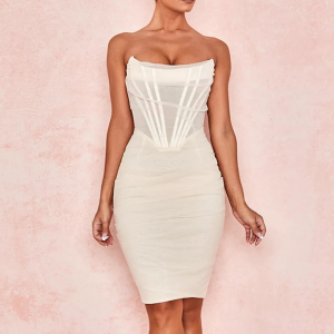 Beige tyllbandslös klänning medellång klänning