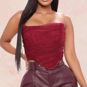 Axelbandslös burgundy korsett topp vit